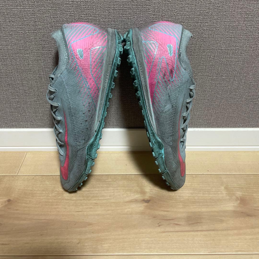 サッカースパイク・トレーニングシューズ セットでお得。