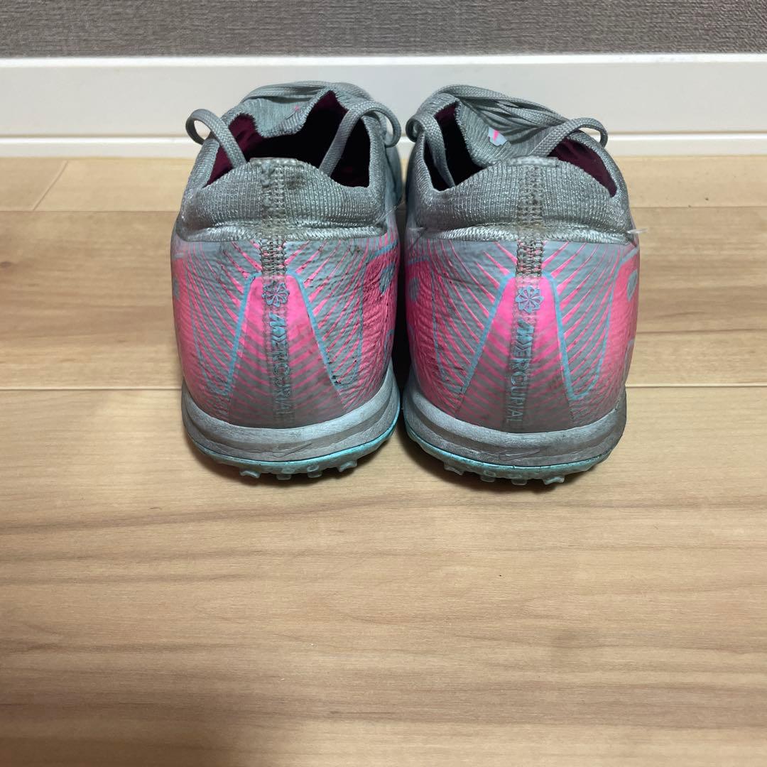 サッカースパイク・トレーニングシューズ セットでお得。