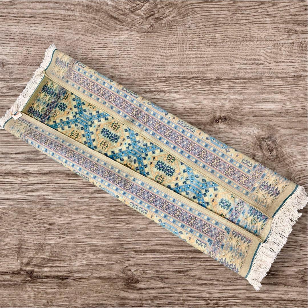 パキスタン産ハイノットラグ / サイズ：80x135cm …. ..p24