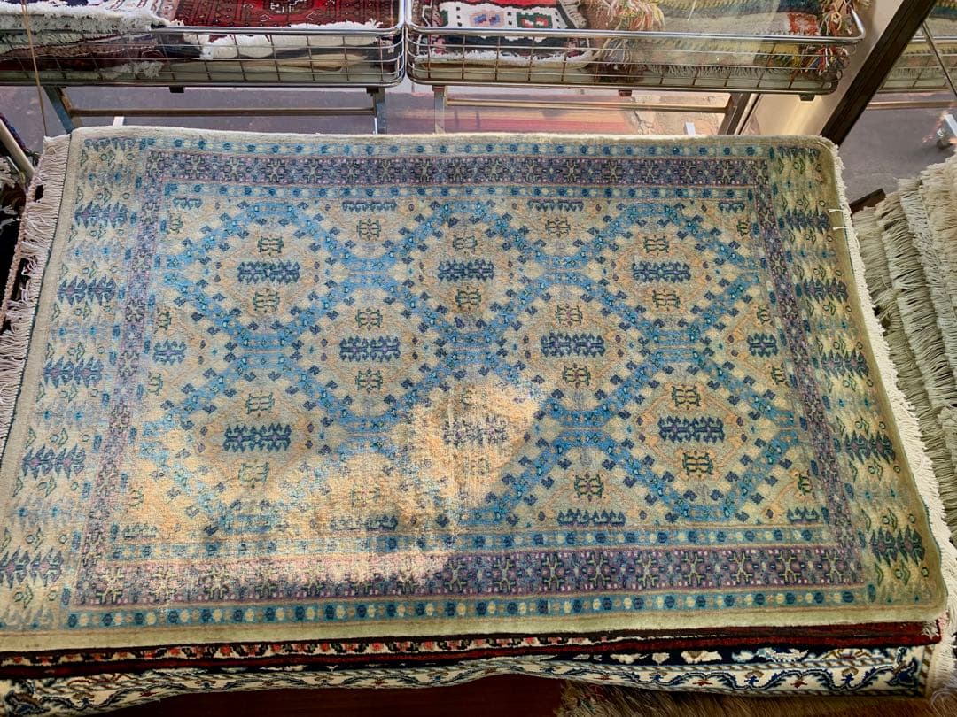 パキスタン産ハイノットラグ / サイズ：80x135cm …. ..p24