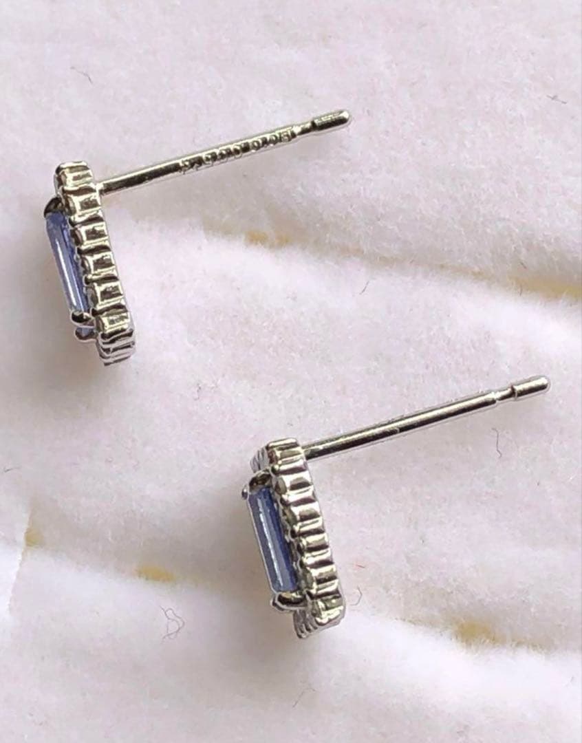 プラチナダイヤモンドピアス