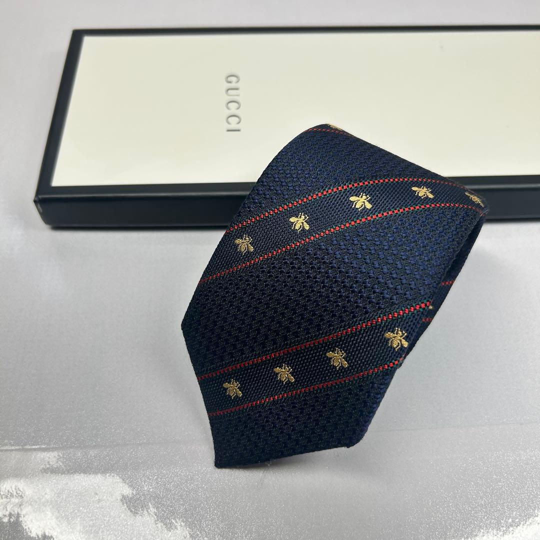 GUCCI グッチ 美品 ネクタイ 近年タグ 蜂 ビー ストライプ 人気 シルク