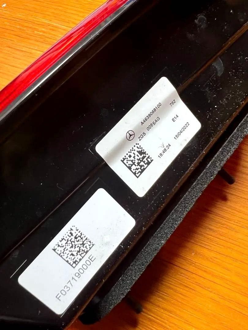 【業界最安値】Gクラス純正 G63AMG テールレンズユニット　左右セット