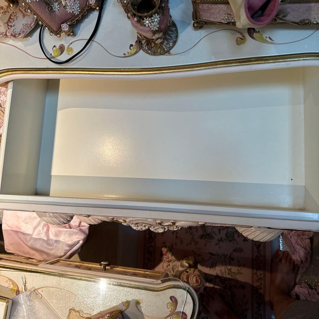 ロココ調　4段　チェスト　ななちゃんページ