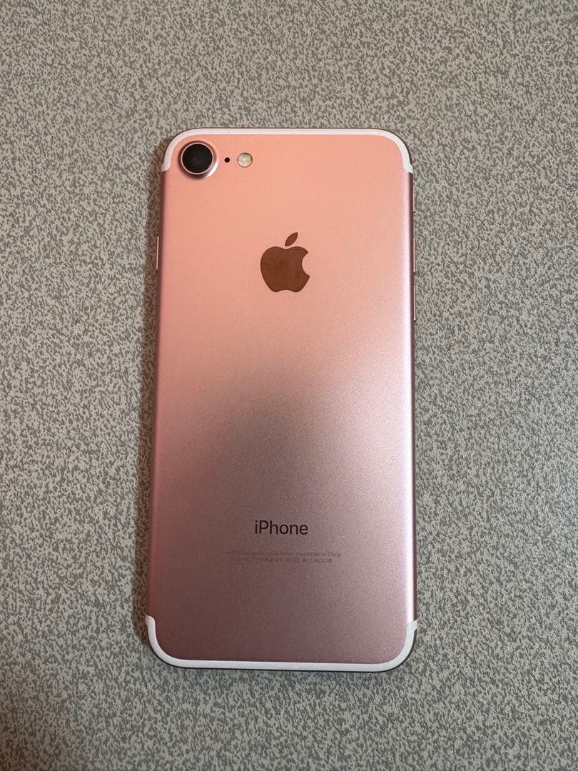 【美品】iPhone7ロ32GB81%レ128GB100%