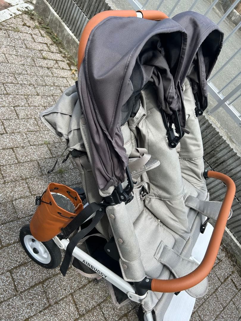 ダブルベビーカー グレー 5点式シートベルト ココダブル