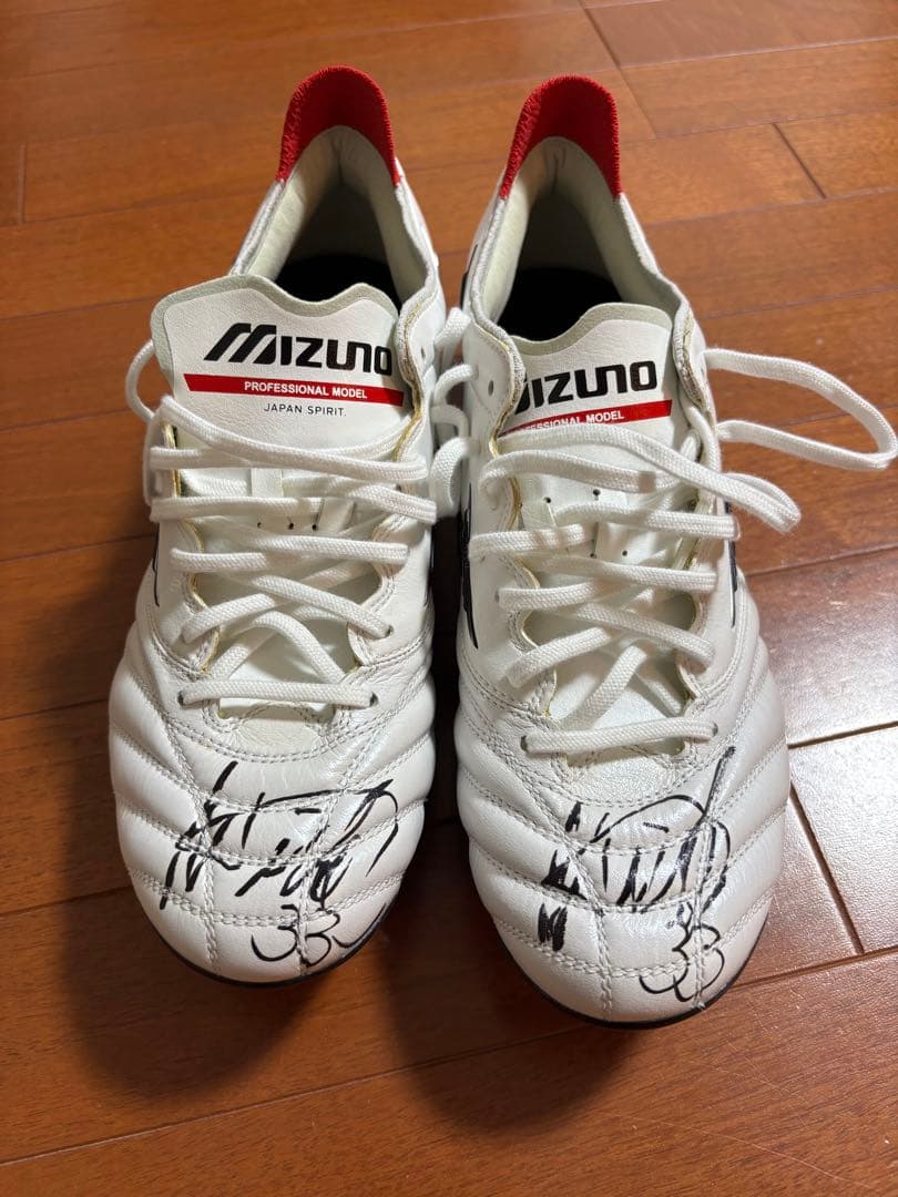 【レア・限定品】モレリアネオ JAPANMIX25.0㎝甲田英將選手サイン入り