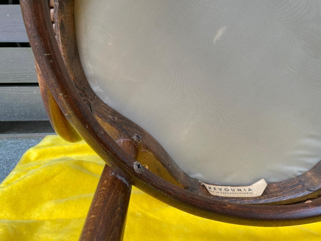 DREVOUNIA　チェコ製ヴィンテージチェアー