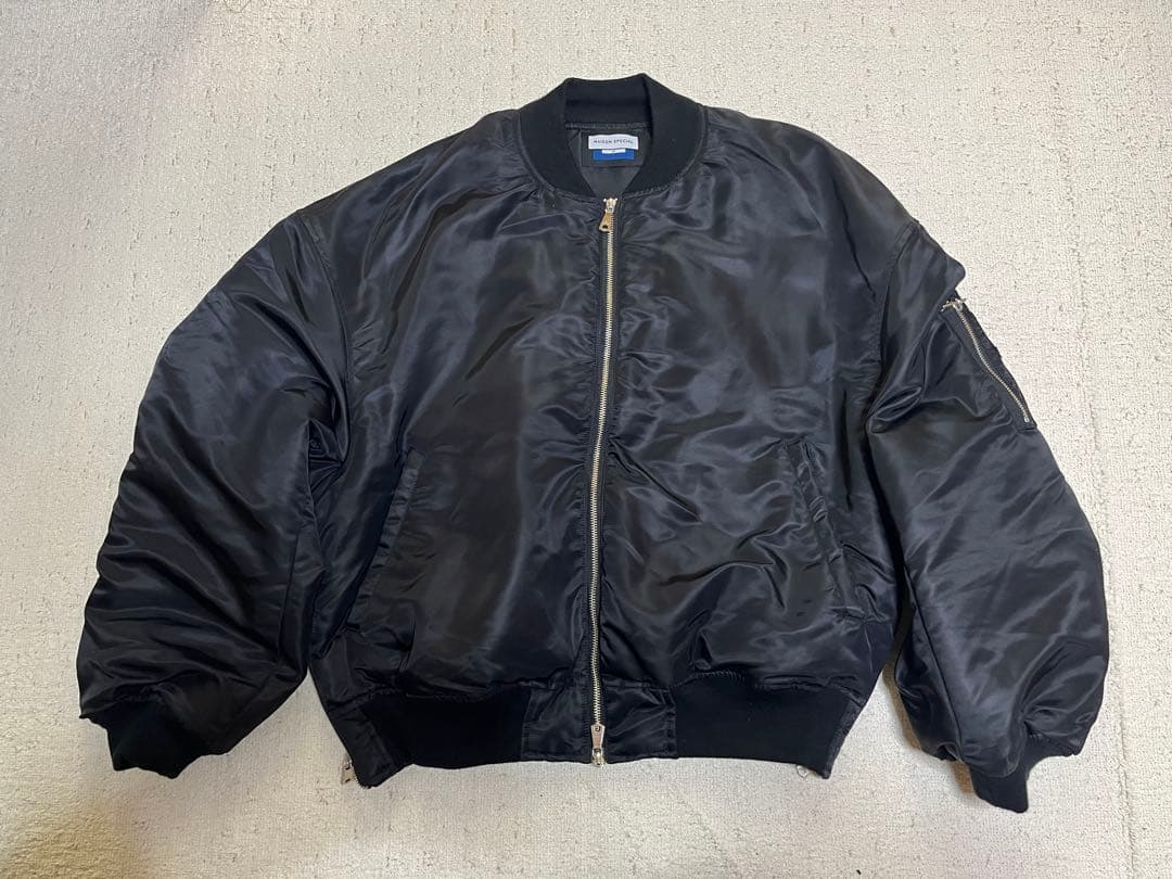 【よこ】黒 MA-1 フライトジャケット