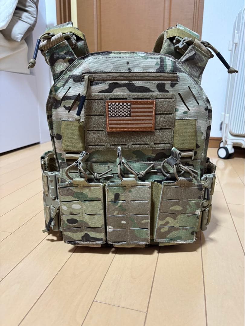 マルチカム プレートキャリア MOLLE クイックリリース
