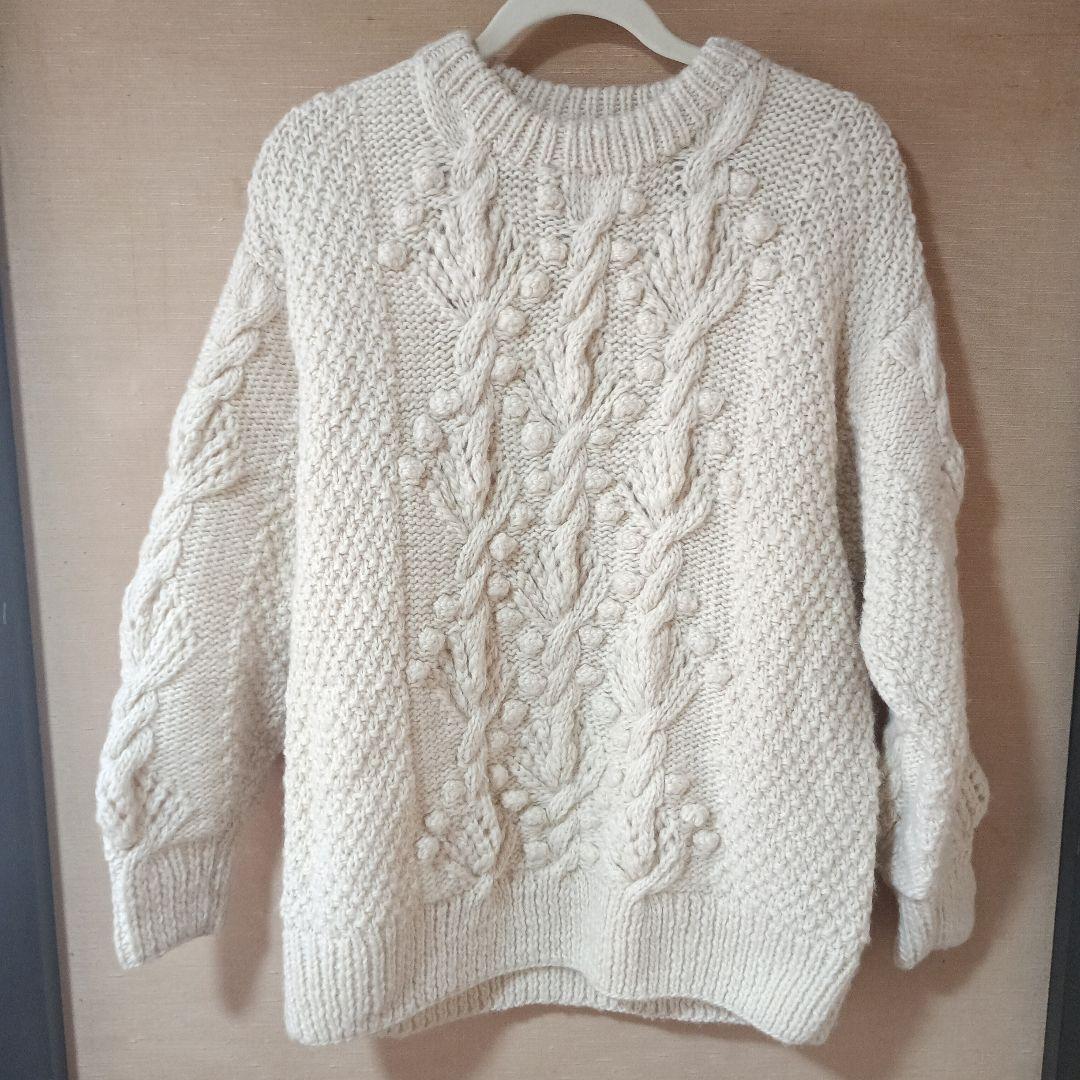 Yuni ケーブルニットセーター 長袖 クリーム