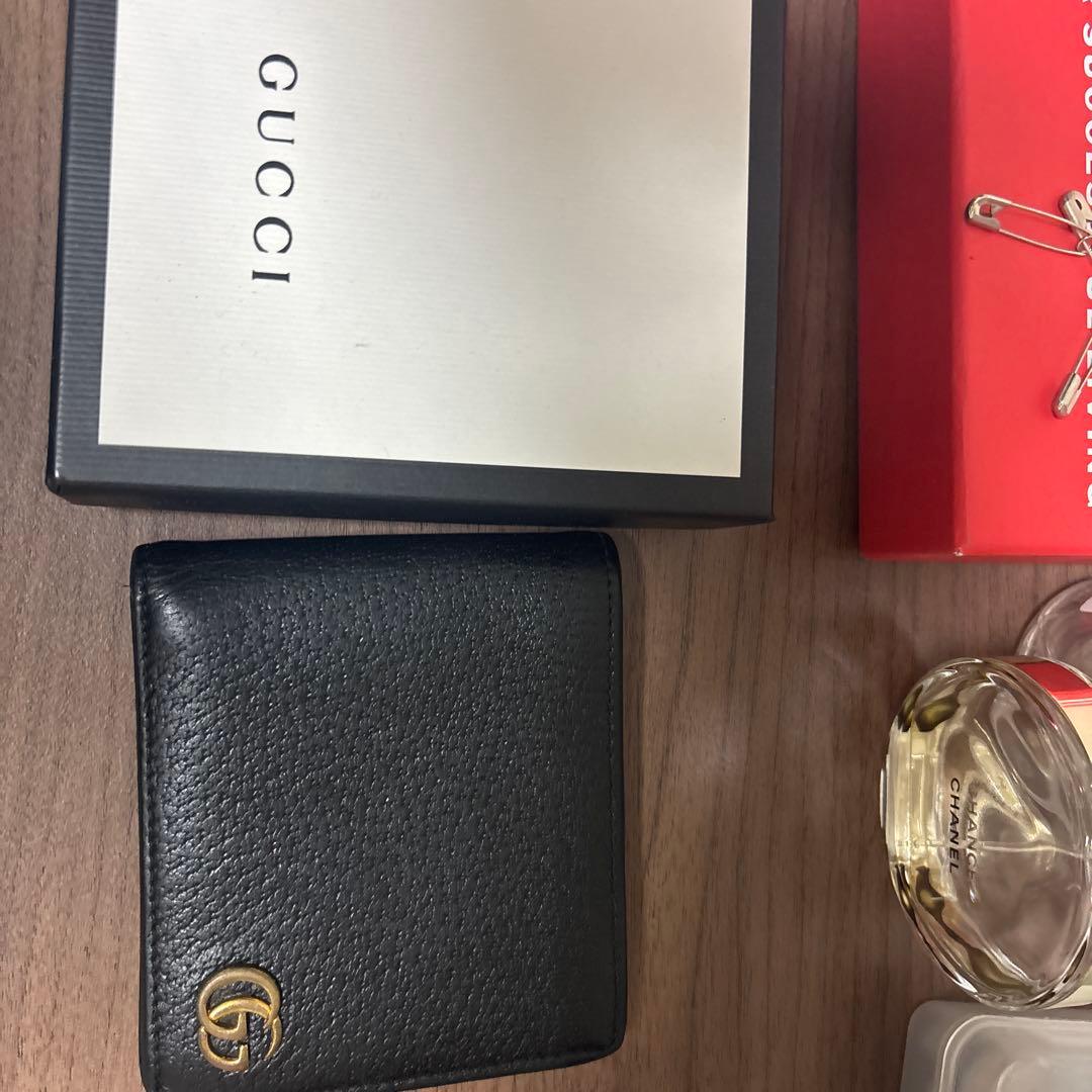 GUCCI2つ折りサイフ ブラック