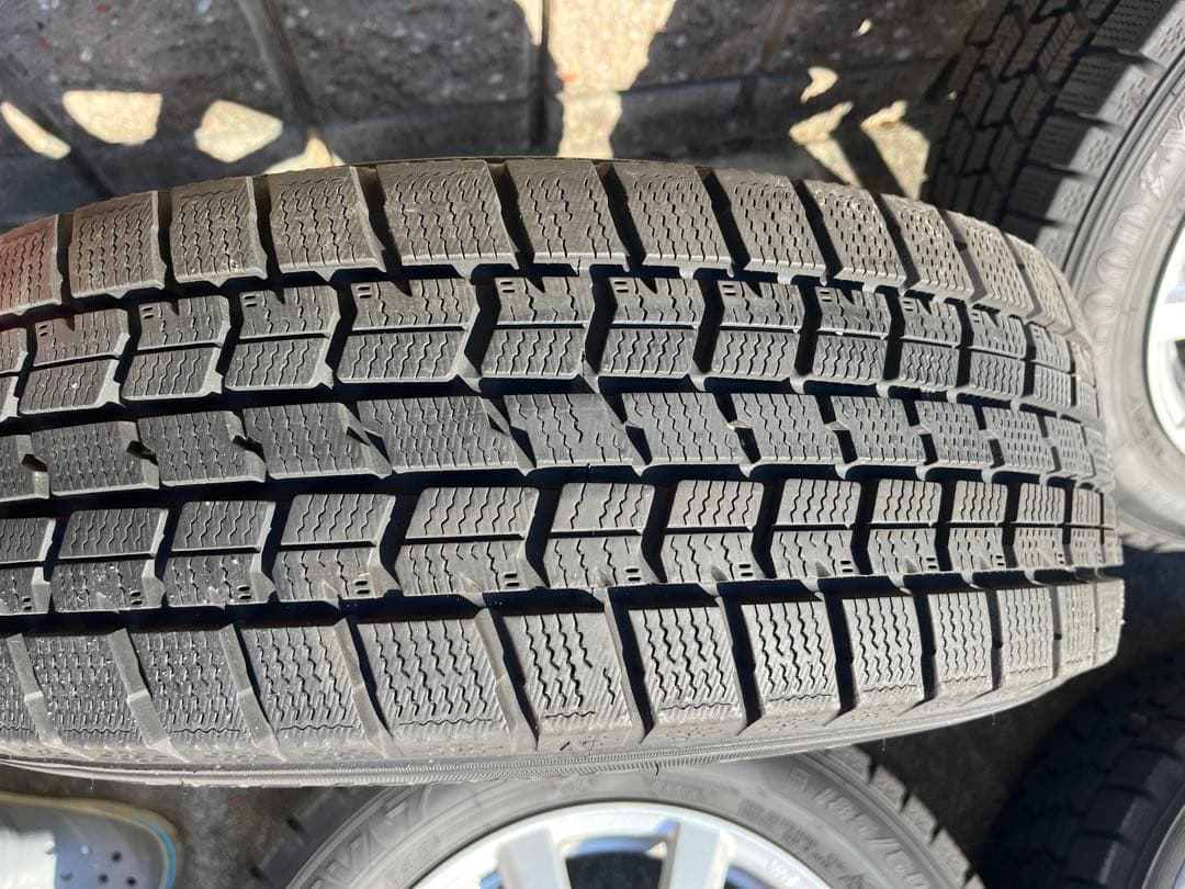 グッドイヤー スタッドレスタイヤ 15インチ 4本セット