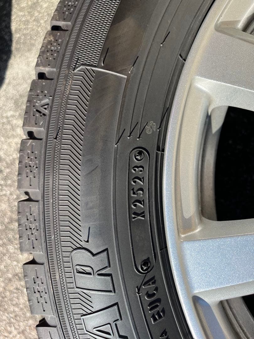 グッドイヤー スタッドレスタイヤ 15インチ 4本セット