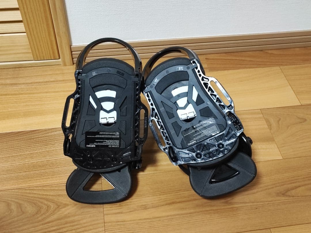 【未使用】バートン CUSTOM カスタムESTビンディング Ｓサイズ 保管品
