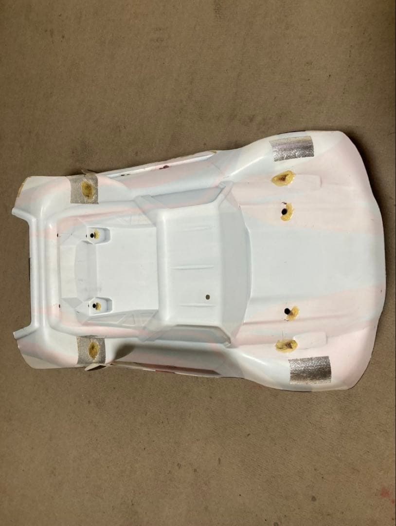 【シャーシ】京商 1/10 アルティマS/C6 【ボディ】トラクサス スラッシュ