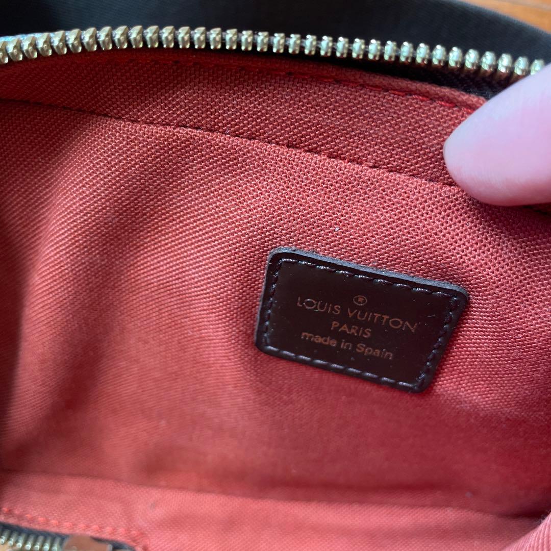 ２６Louis Vuitton ダミエ ボディバッグ