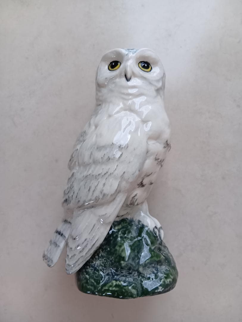   白ふくろう陶器置物 フィギュリン