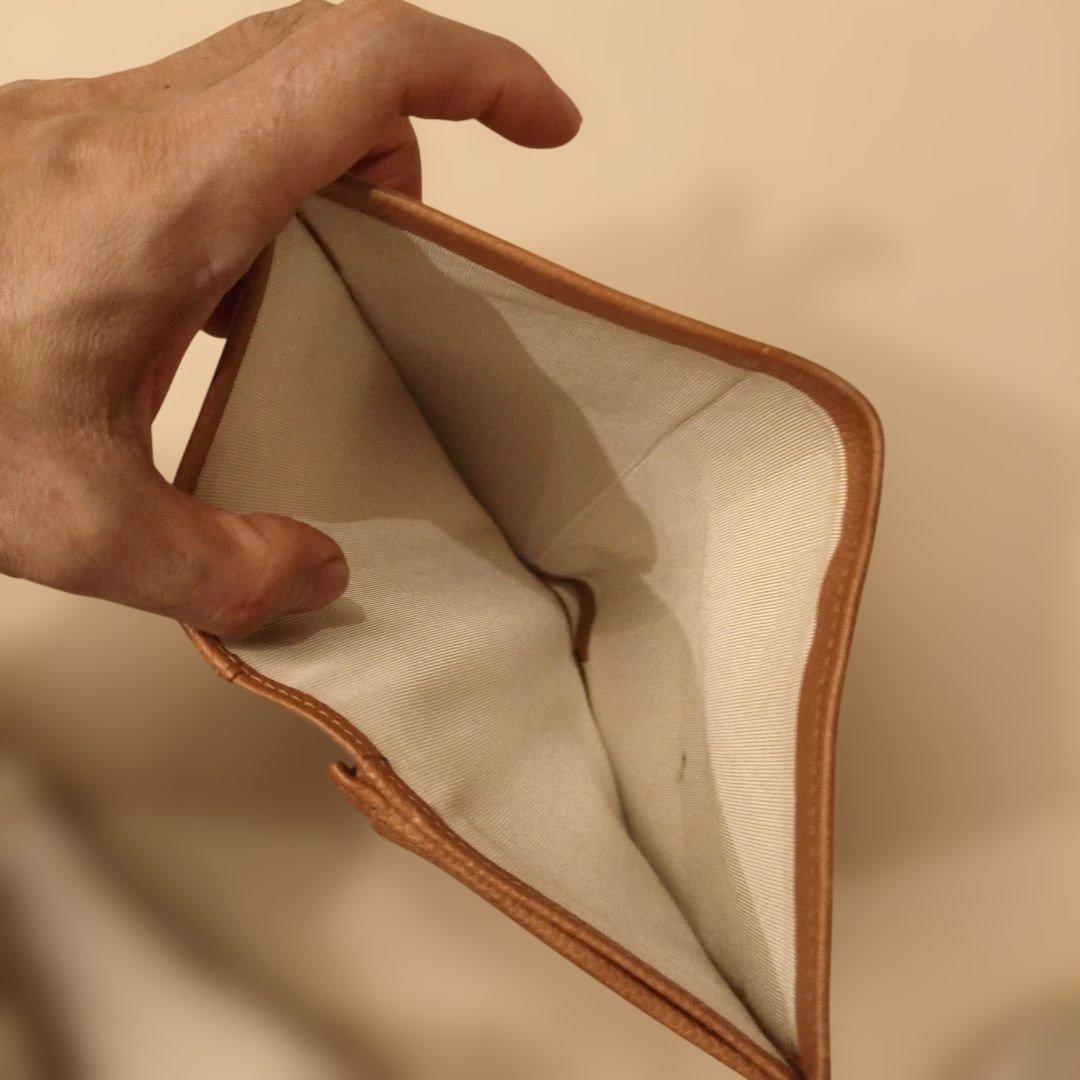 CHANEL ブラウン 二つ折り財布