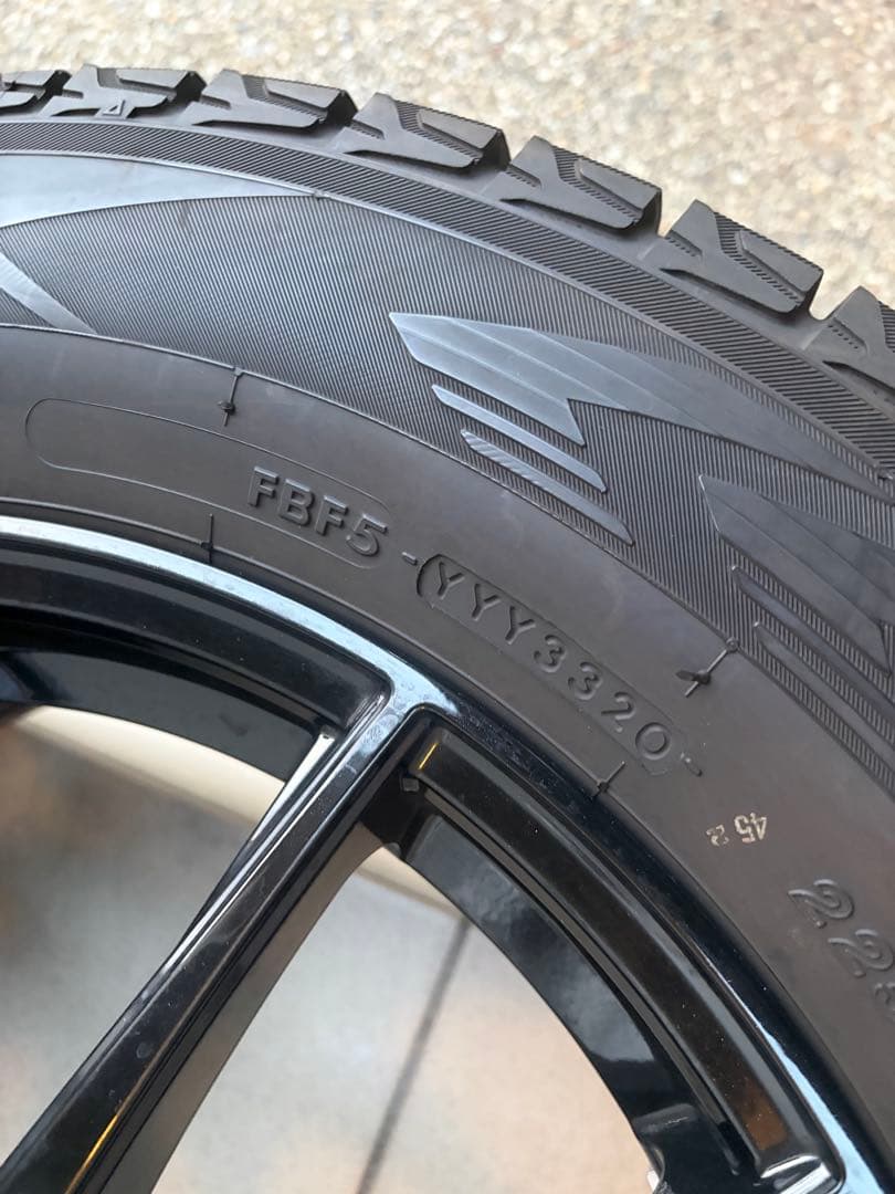 ★送料無料バリ溝★ヨコハマスタッドレス　CX5 CX8 アルファード17インチ