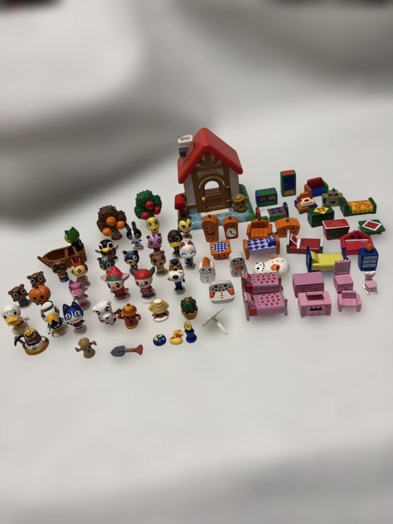 どうぶつの森＋　森をつくろう　フィギュアコレクション