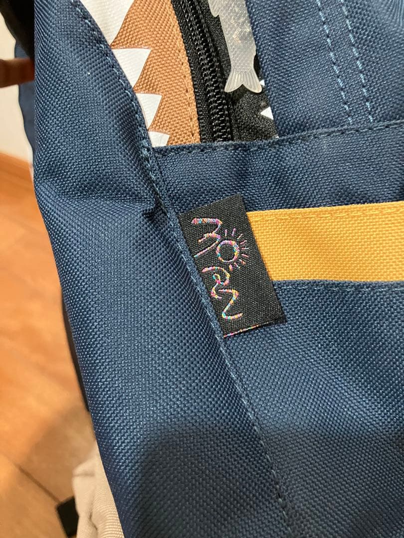 MORN CREATIONS シャークバックパック コンビ L サメ　リュック