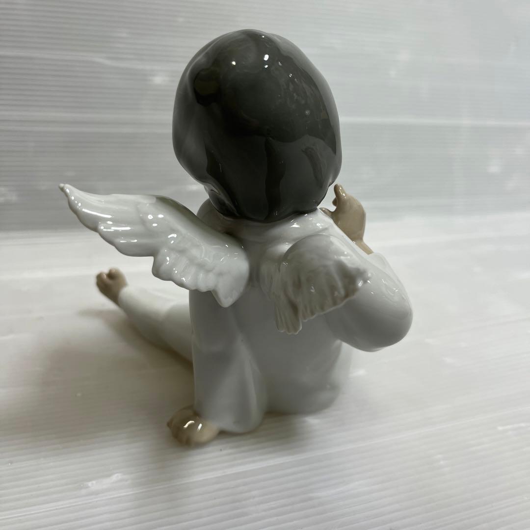 リヤドロ　天使の考え事