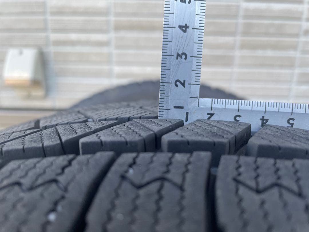 2024年製　ブリザックVRX3 スタッドレス　4本　195/65r15