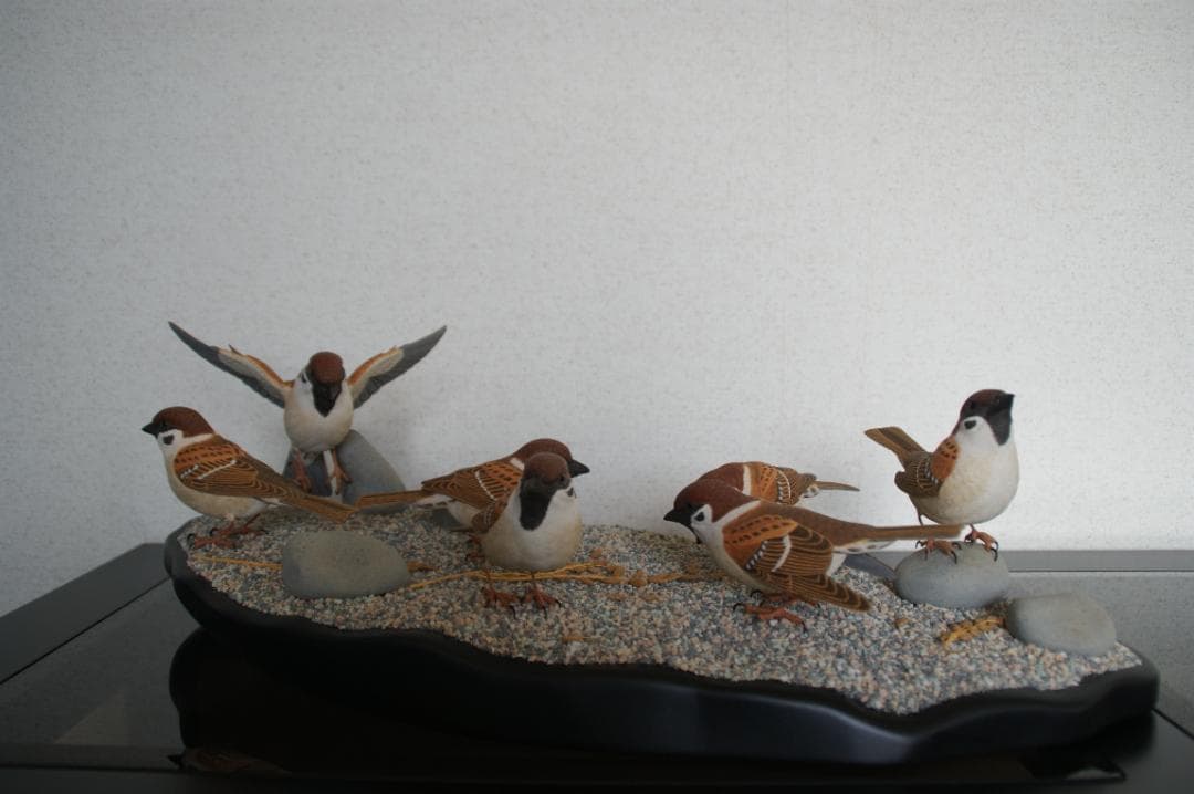すずめ　  バードカービング　野鳥彫刻　木彫 美術品 　彫刻　インテリア　Ｎ1