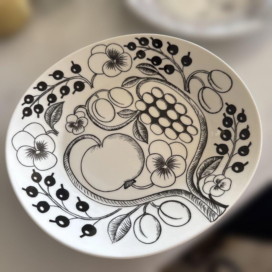 ♡*読様 【最終価格】アラビア パラティッシ ブラック オーバルプレート 25c