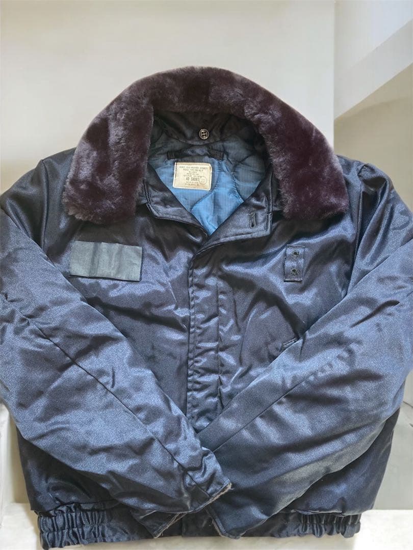 美品 U.S ARMY CWU-46/P セキュリティポリス ジャケット 40