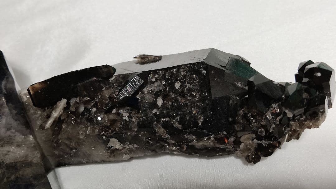 希少！パワーストーン　天然石　原石　モリオン(黒水晶)　711g　No.996