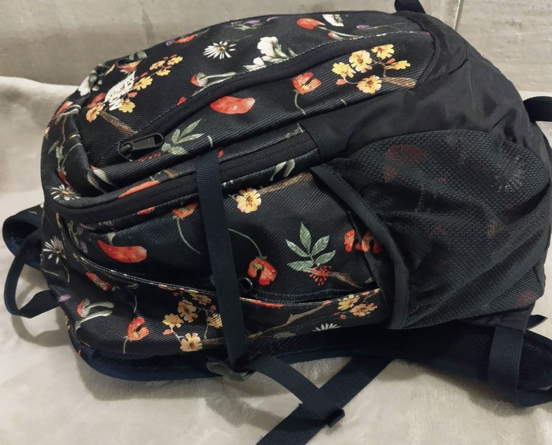 【希少】ノースフェイス シングルショット 花柄 23L