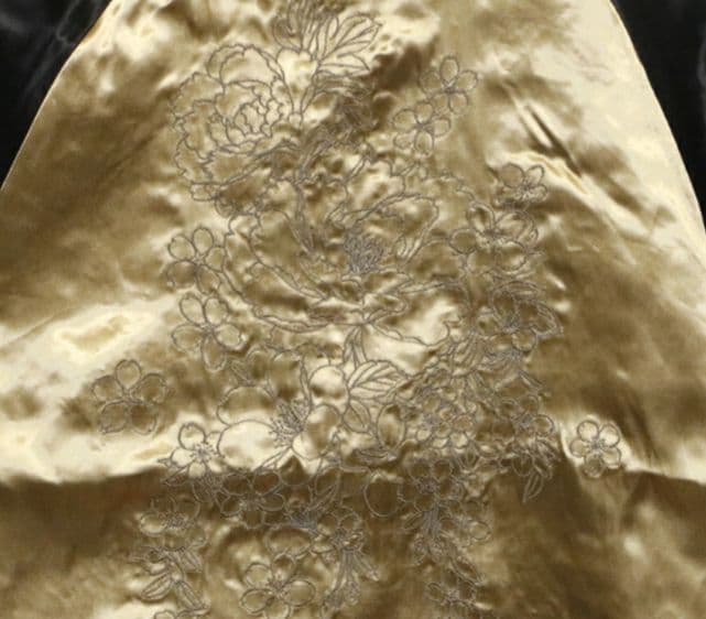 カ*ト様 新品タグ付き 絡繰魂 粋 画竜点睛 刺繍 和柄 リバ－シブル スカジャ