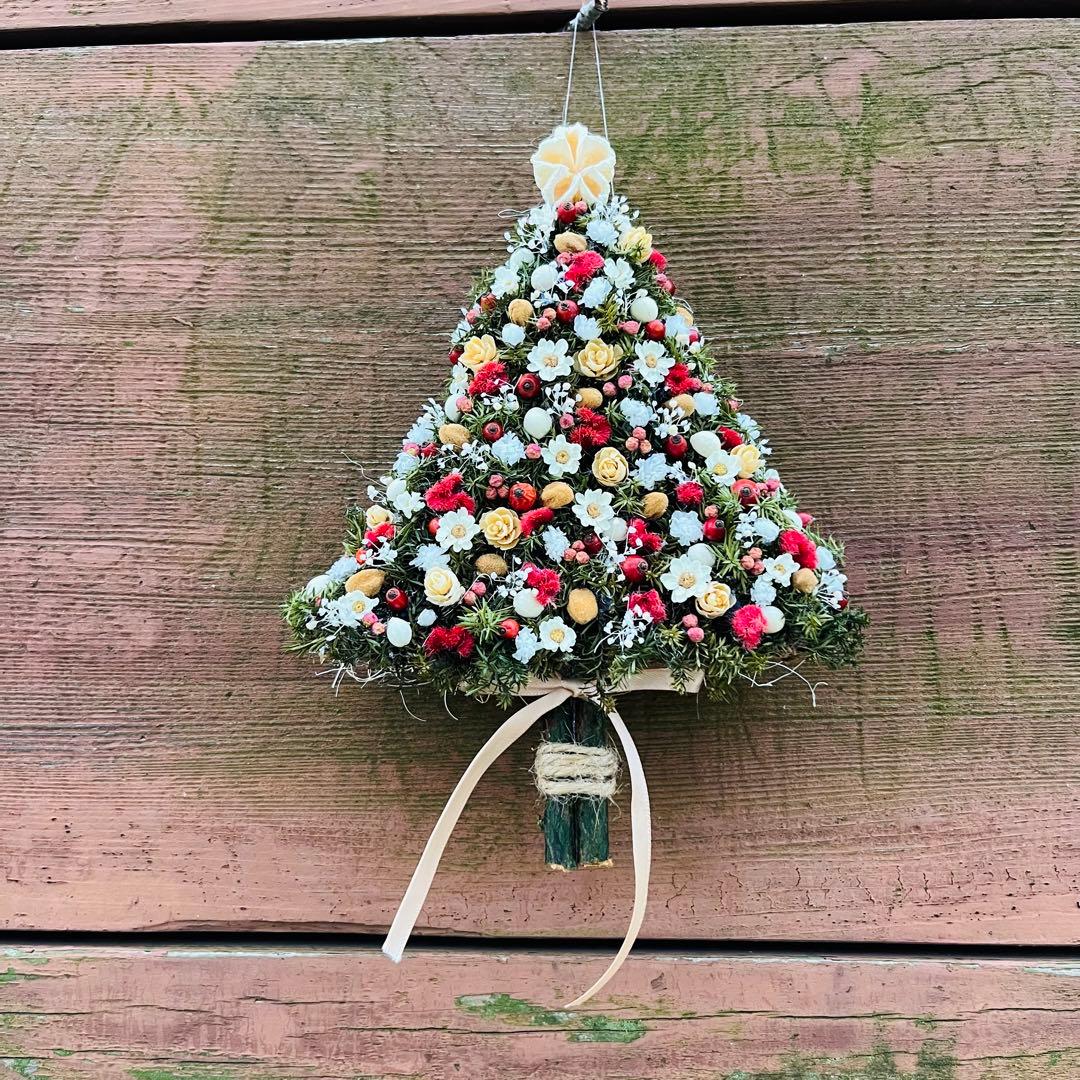 壁に飾るクリスマスツリーガーランド　ウォールツリー　スワッグ　クリスマスリース