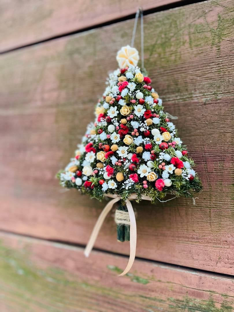壁に飾るクリスマスツリーガーランド　ウォールツリー　スワッグ　クリスマスリース