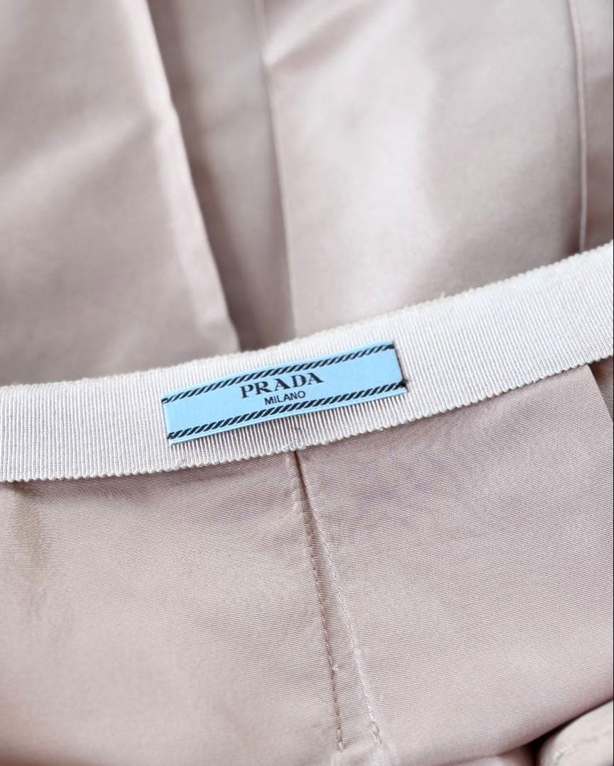 コ*ユ様 【PRADA】美品！　スカート　プリーツ　ボタン　ピンク　40サイズ
