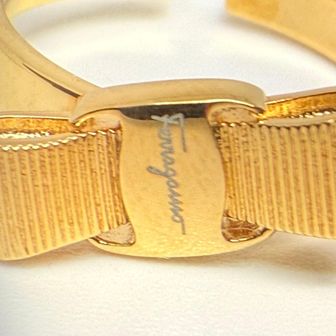 【12号 美品 付属品付】FERRAGAMO ヴァラ リボン リング ゴールド