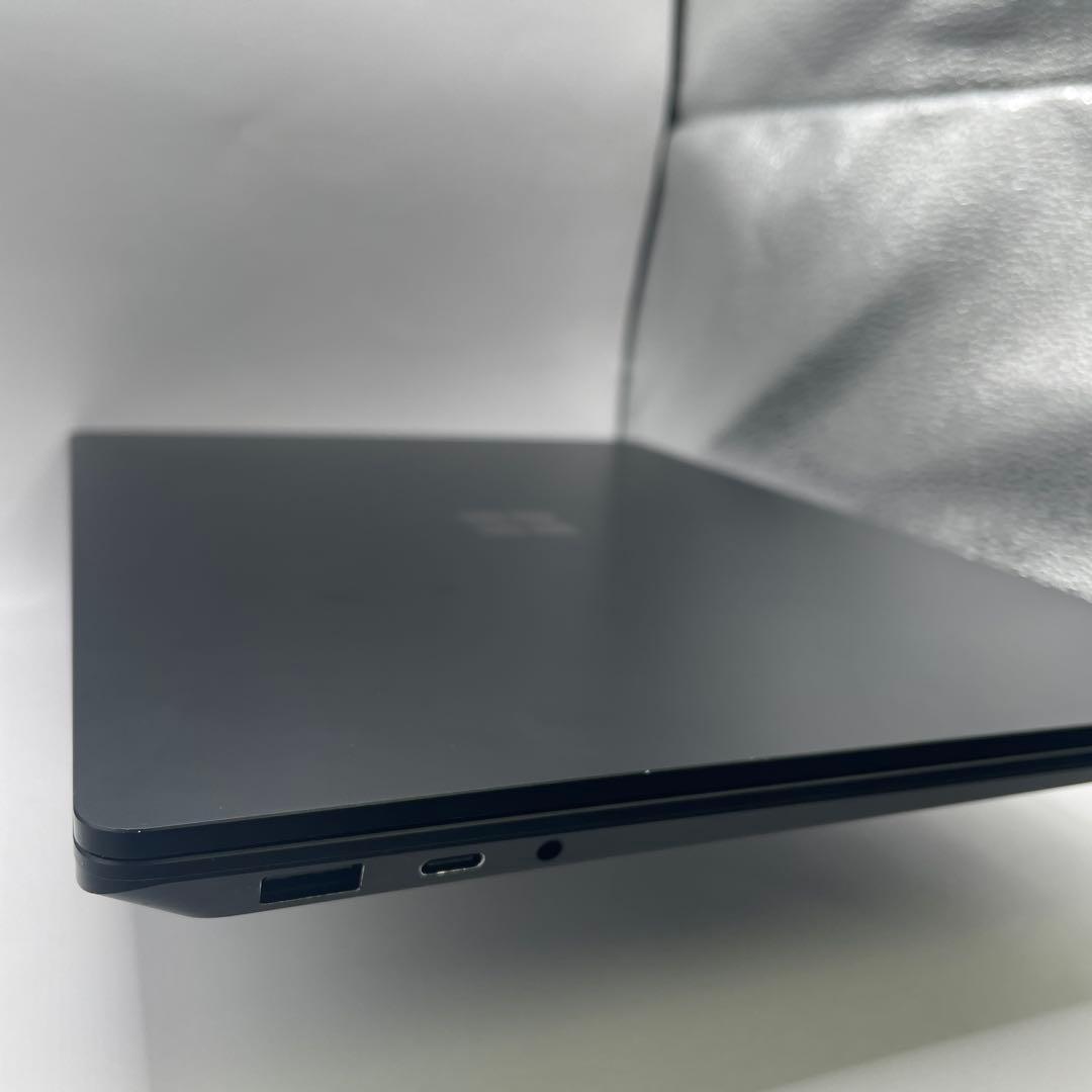 P*r様 Surface Laptop 4 i7 (16GB/256GB)中古