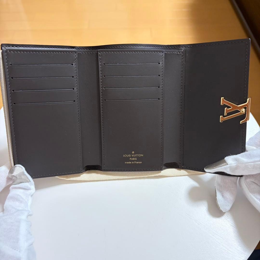 ヴィトン ポルトフォイユ・カプシーヌ コンパクトM62159 ⭐️ほぼ未使用⭐️