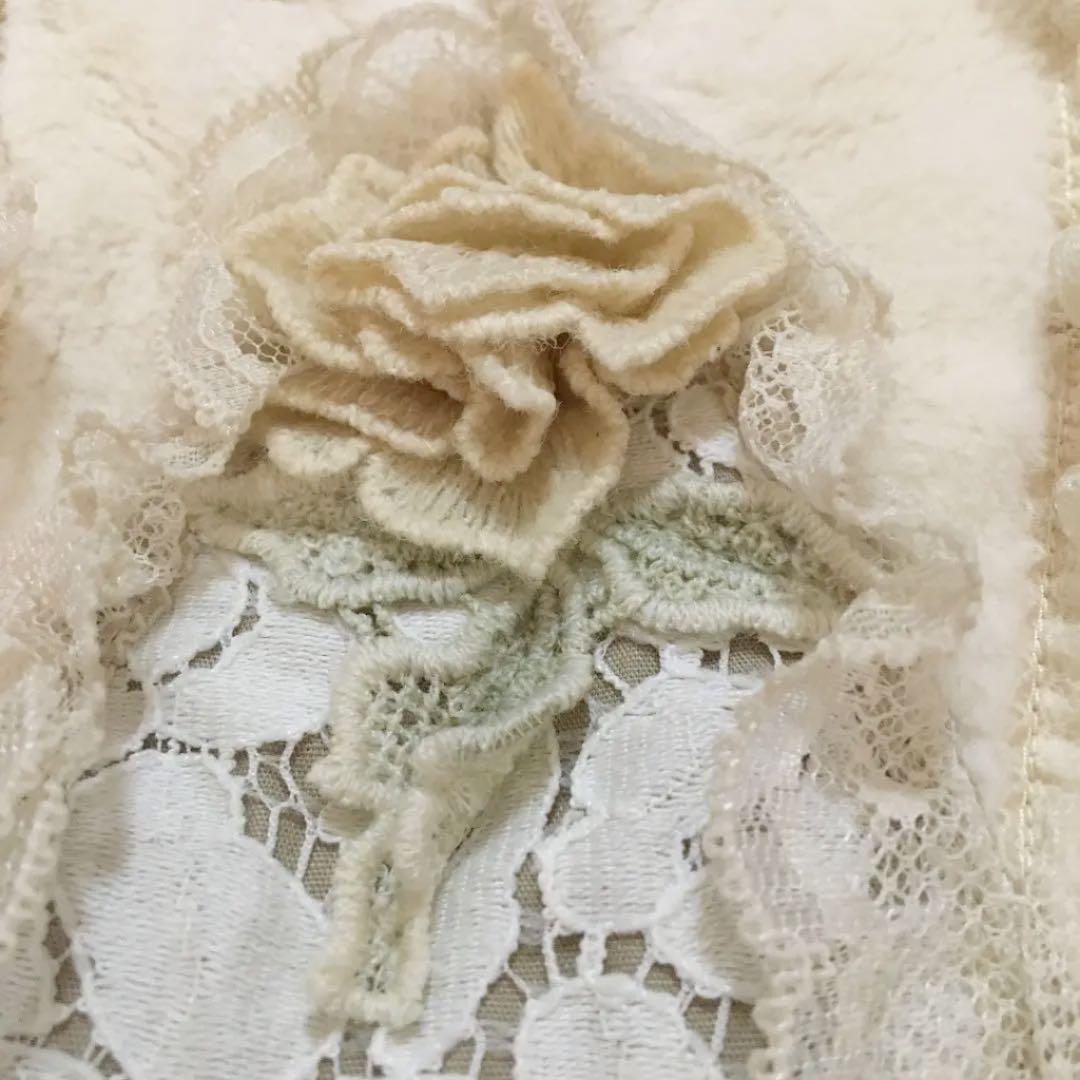 ✌ヒスクローネ 大判　マットラグ　カーペット　さえら　ロココ調　　じゅうたん