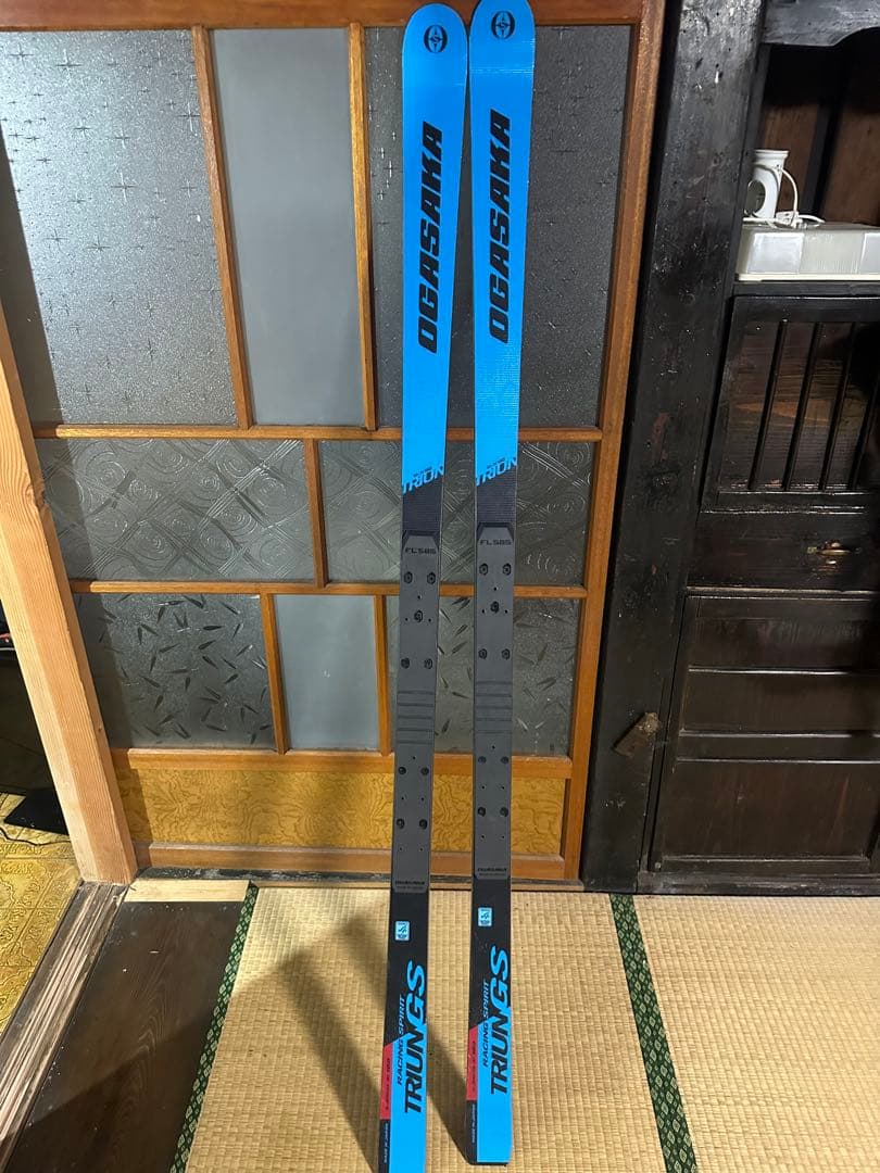 OGASAKA TRIUN GS スキー板