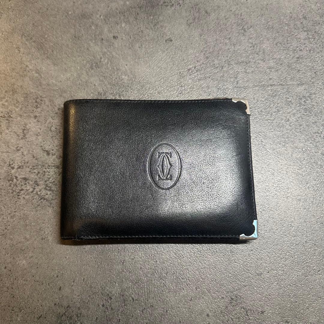 Cartier マストライン　二つ折り財布　コンパクトウォレット　レザー　黒