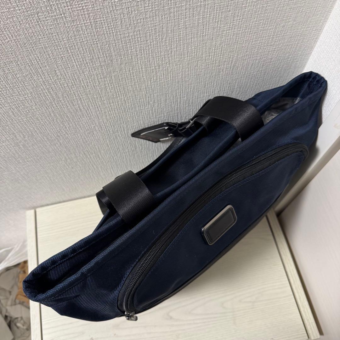 【新品同様】TUMI トートバッグ トゥミ 26195 ブラック×ネイビー