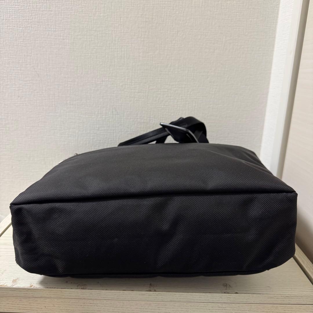 【新品同様】TUMI トートバッグ トゥミ 26195 ブラック×ネイビー