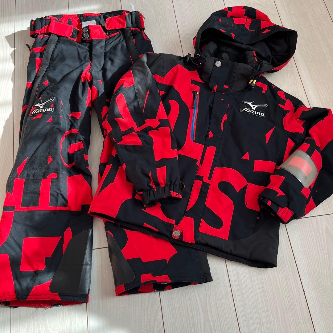 ミズノ　ウェア　スキー　120センチ　赤✖️黒