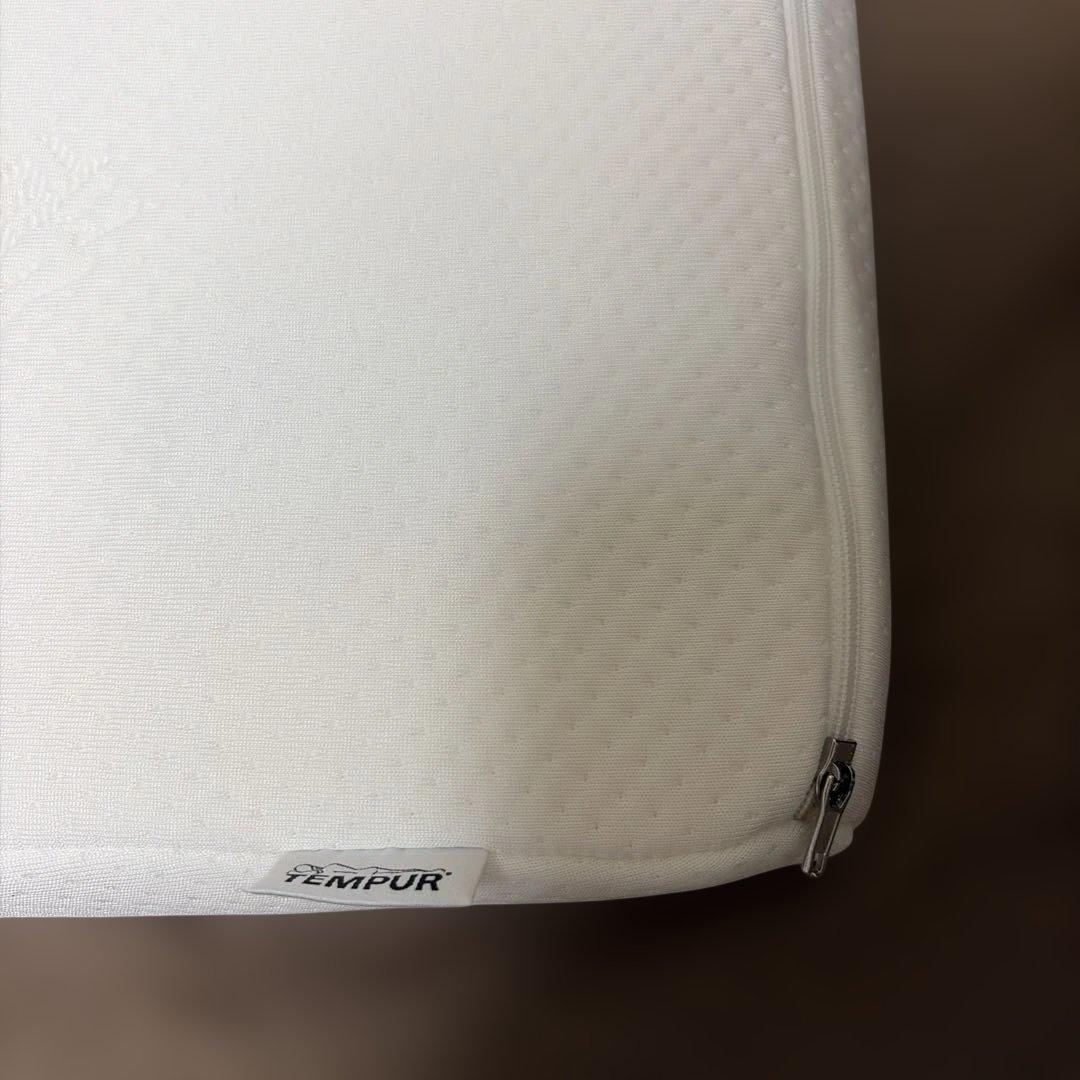 テンピュール エルゴノミックピロー XS 高さ約8cm