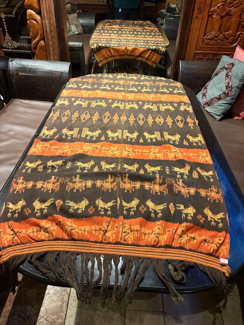 インドネシアスンバ島の伝統的なイカット草木染め長さ180cm WIDE 90cm