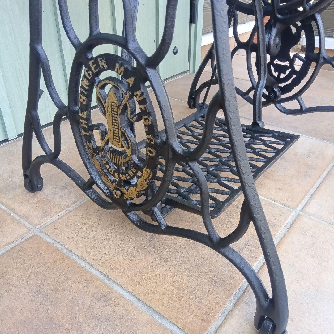 足踏みミシンテーブル　シンガー