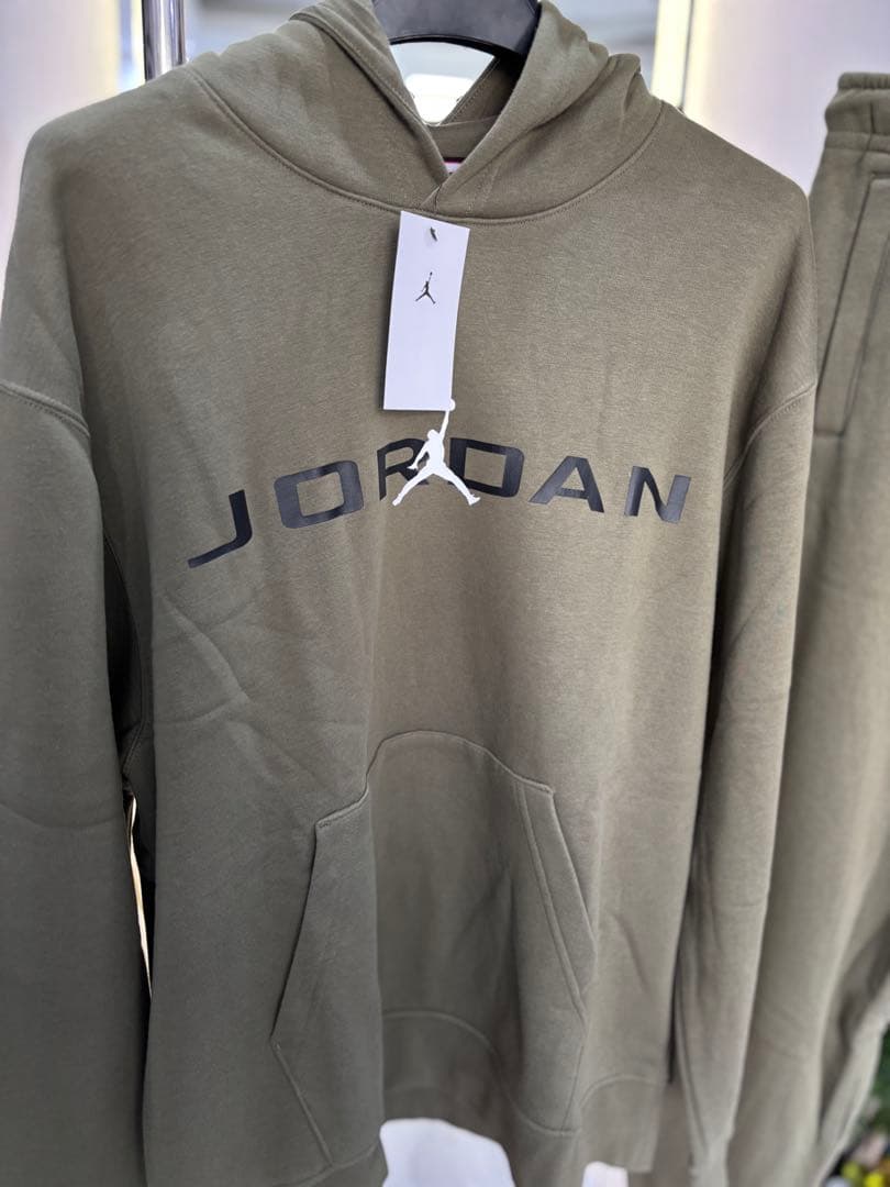 JORDAN オリーブ パーカーとパンツセット